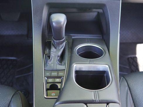 Used 2022 Toyota Avalon Limited w/ Advanced Safety Package FWD image 21