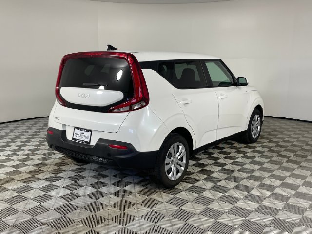 Certified 2022 Kia Soul LX FWD image 24