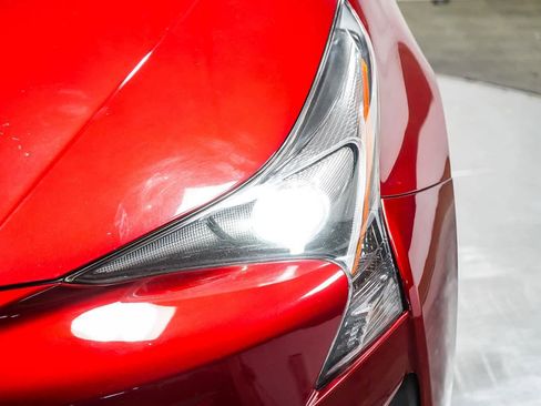 Certified 2017 Toyota Prius Two w/ Carpet Mat Package image 5