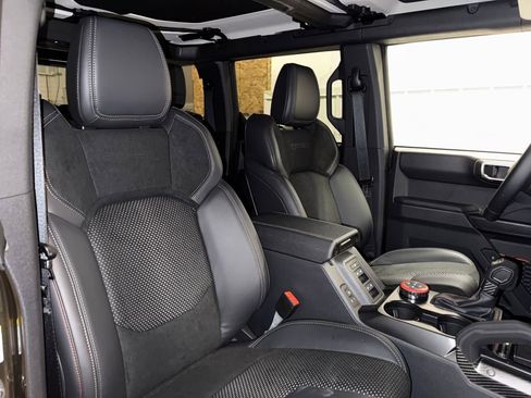 New 2025 Ford Bronco Raptor image 26