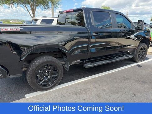 Used 2025 Chevrolet Silverado 1500 LT Trail Boss w/ Convenience Package II AWD/4WD image 4