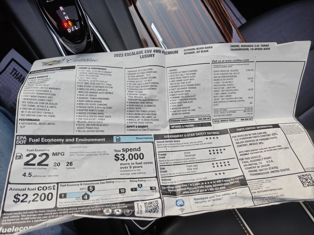 Used 2023 Cadillac Escalade ESV Premium Luxury AWD/4WD image 41