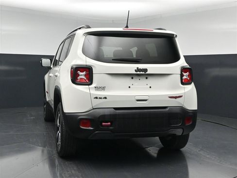 Used 2019 Jeep Renegade Trailhawk w/ Cold Weather Group II AWD/4WD image 7