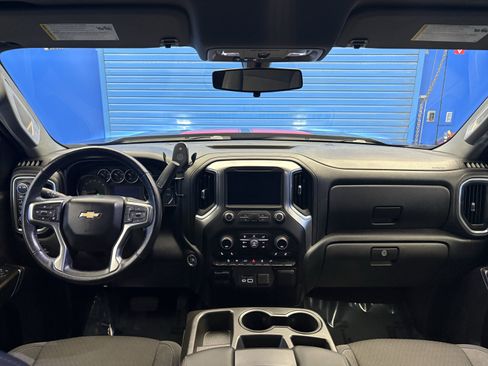 Used 2020 Chevrolet Silverado 1500 LT w/ All-Star Edition image 26