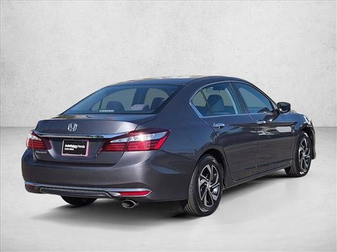 Used 2017 Honda Accord LX image 5
