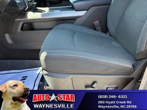 Used 2022 RAM 2500 Big Horn w/ Night Edition AWD/4WD image 26