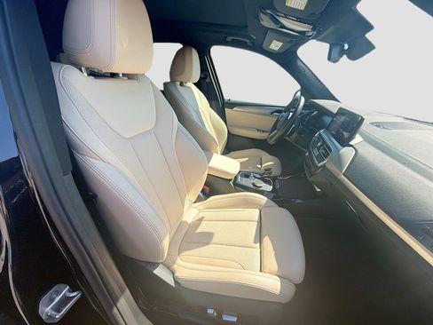 Used 2023 BMW X3 M40i w/ Premium Package image 15
