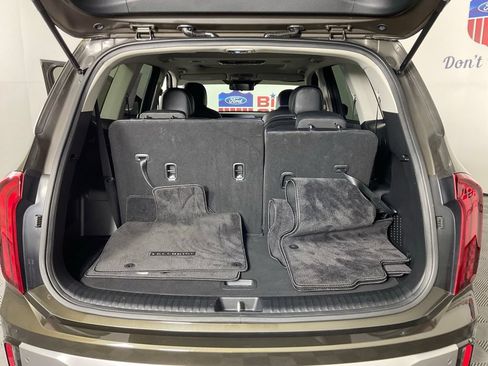 Used 2024 Kia Telluride S w/ S Sunroof Package FWD image 11