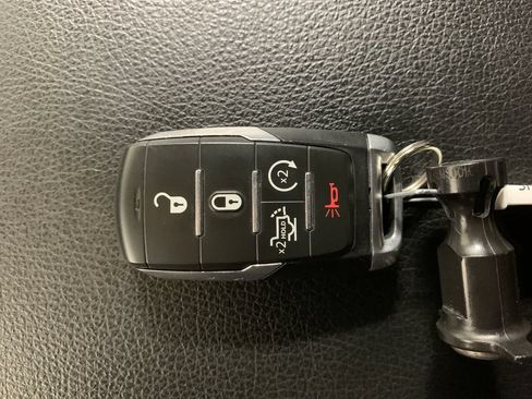 Used 2025 RAM 1500 Big Horn AWD/4WD image 16