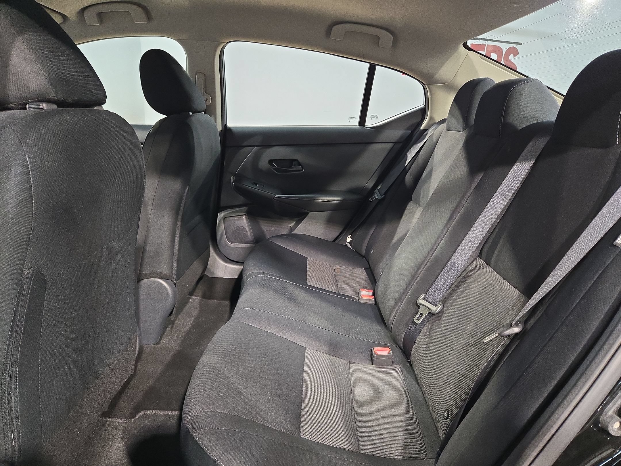 Used 2024 Nissan Sentra SV FWD image 34