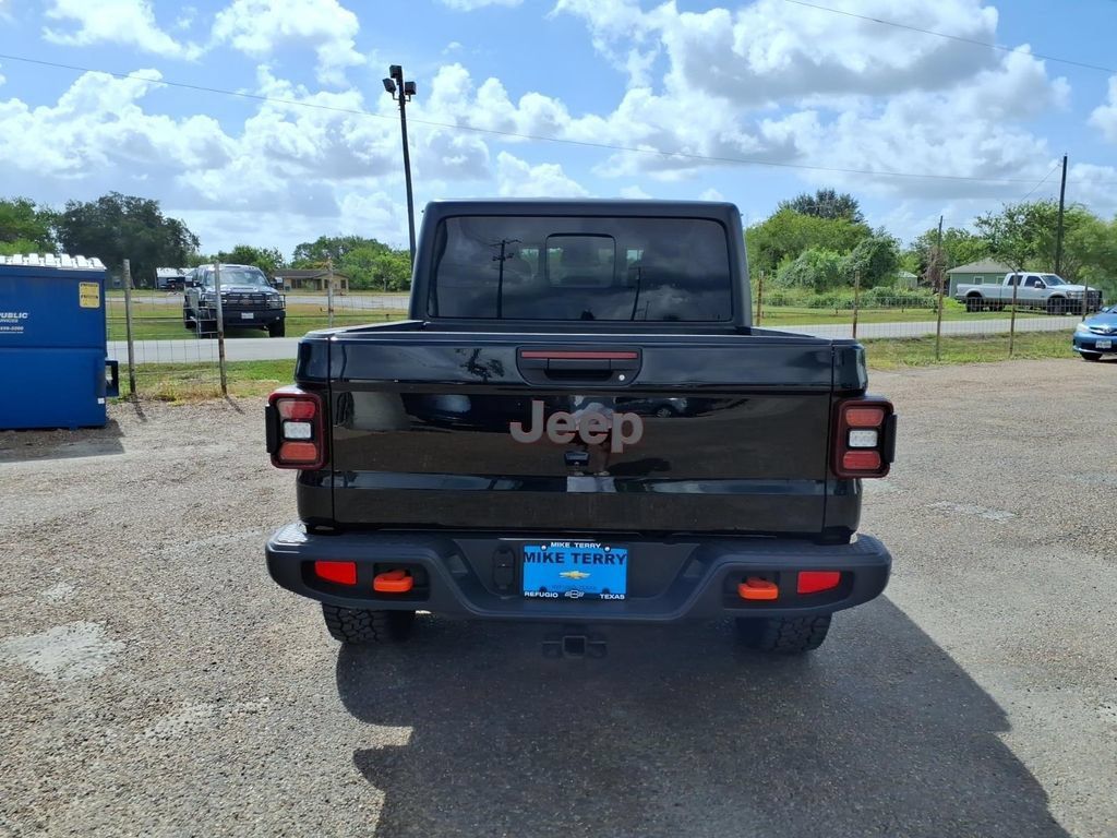 Used 2026 Jeep Gladiator Mojave AWD/4WD image 4