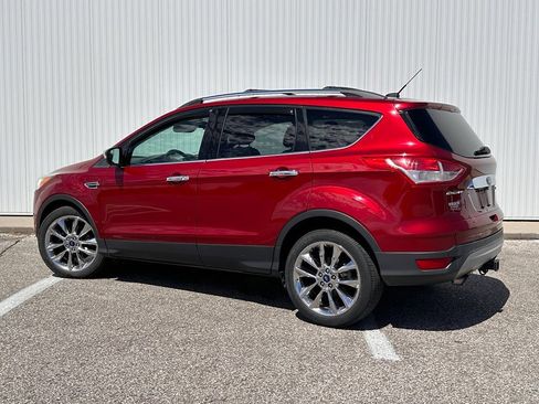 Used 2015 Ford Escape SE w/ SE Chrome Package FWD image 3