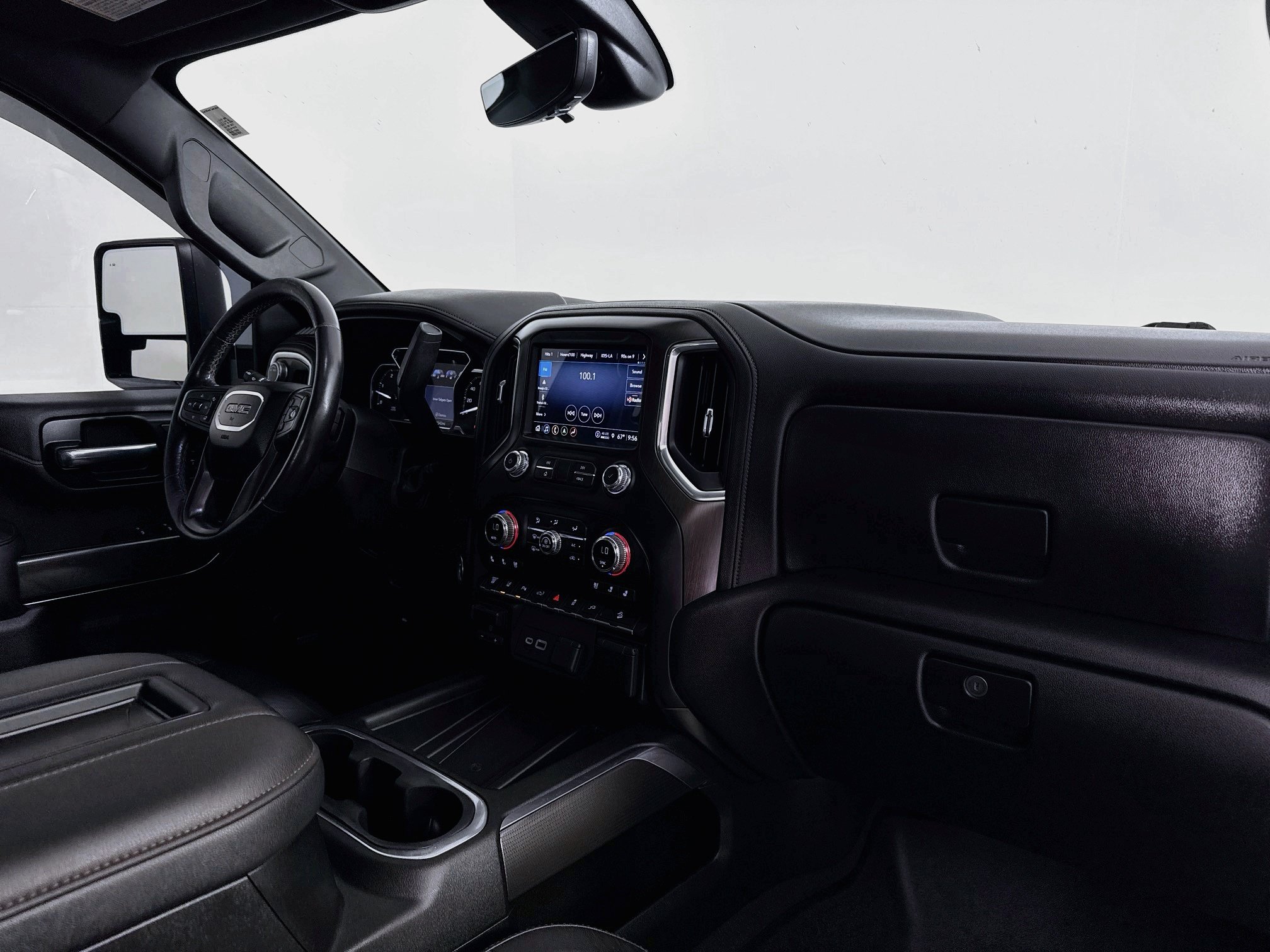 Used 2021 GMC Sierra 2500 AT4 w/ AT4 Premium Plus Package AWD/4WD image 34