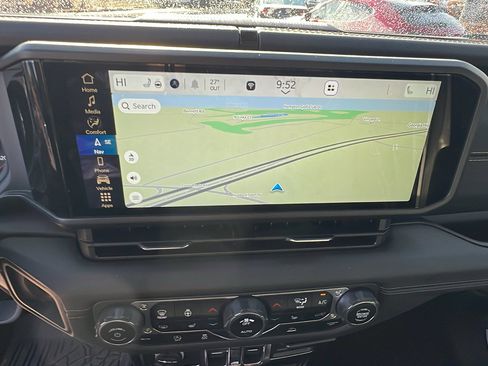 Certified 2024 Jeep Wrangler Sahara w/ Technology Group image 31