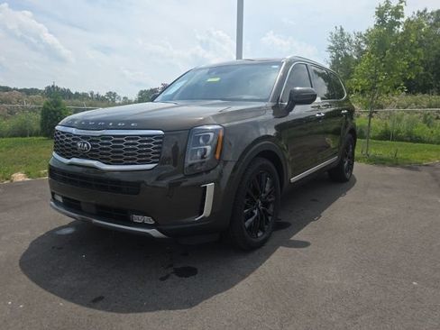 Used 2020 Kia Telluride SX w/ SX Prestige Package AWD/4WD image 2