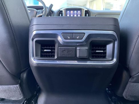 Used 2020 Chevrolet Silverado 1500 High Country w/ Technology Package AWD/4WD image 44