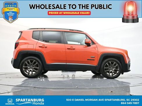Used 2016 Jeep Renegade 75th Anniversary image 44