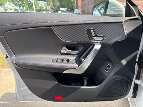 New 2025 Mercedes-Benz CLA 250 4MATIC image 16