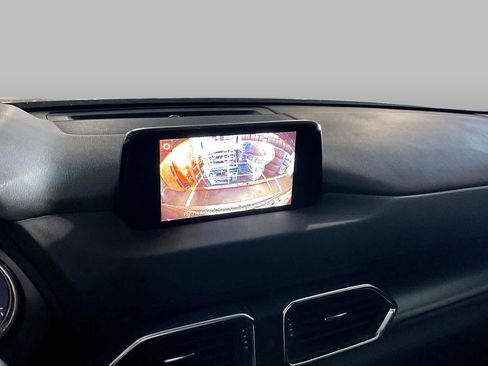 Used 2019 MAZDA CX-5 Touring FWD image 26