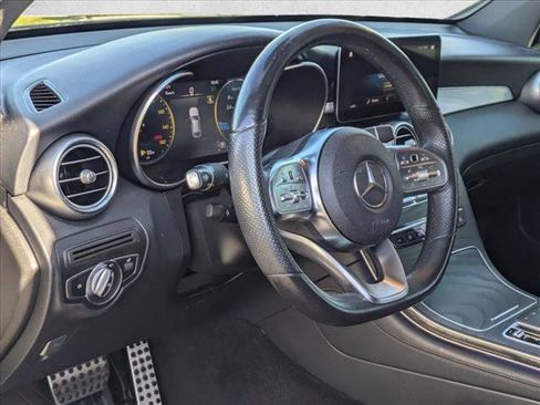 Used 2021 Mercedes-Benz GLC 300 4MATIC Coupe image 10