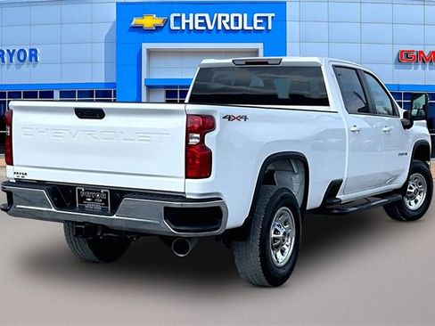 Used 2025 Chevrolet Silverado 2500 LT w/ Convenience Package image 5