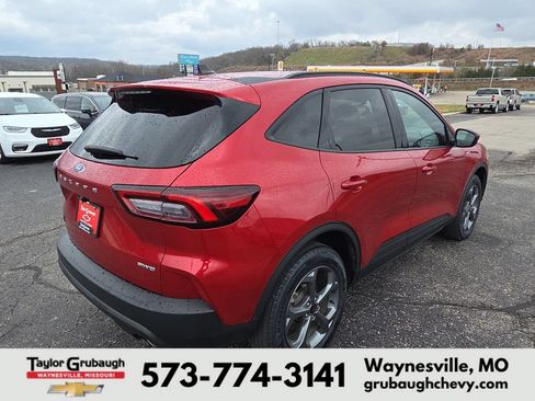 Used 2025 Ford Escape ST-Line Select AWD/4WD image 8