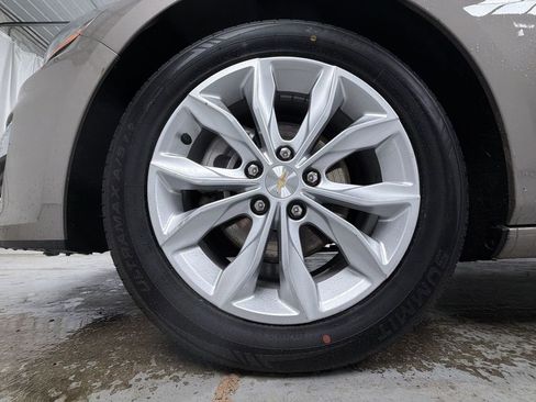 Used 2024 Chevrolet Malibu LT FWD image 8