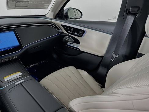 New 2026 Mercedes-Benz E 450 4MATIC All-Terrain Wagon image 25