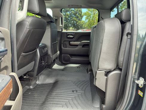 Used 2018 GMC Sierra 2500 Denali w/ Duramax Plus Package AWD/4WD image 47