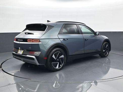 New 2025 Hyundai Ioniq 5 SEL image 5
