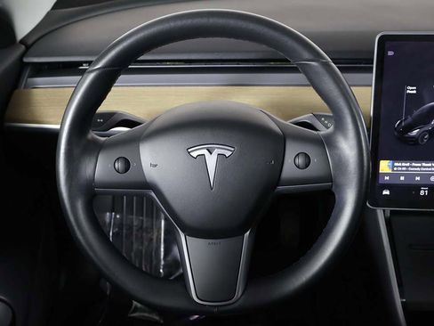 Used 2018 Tesla Model 3 Performance image 37