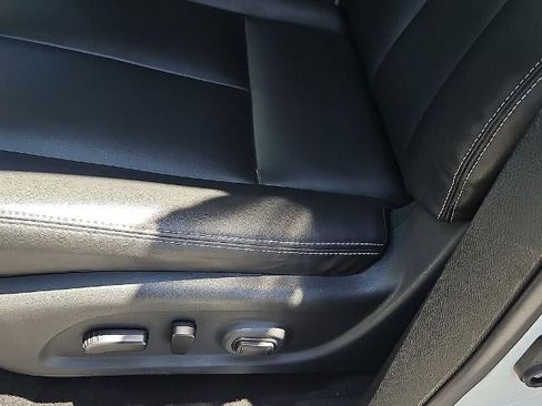 Used 2023 Nissan Murano SV w/ SV Midnight Edition Package FWD image 23