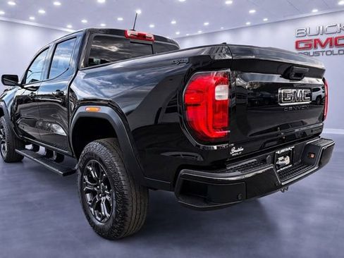 Used 2023 GMC Canyon Elevation w/ Elevation Premium Package AWD/4WD image 6