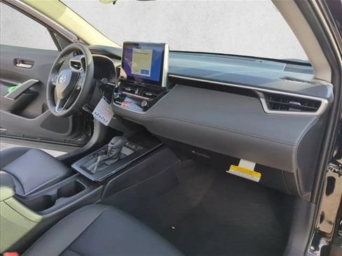 New 2026 Toyota Corolla Cross XLE image 27