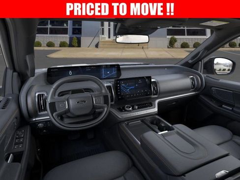 New 2025 Ford Expedition Tremor image 9