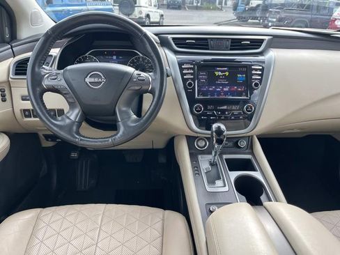 Used 2023 Nissan Murano Platinum AWD/4WD image 13