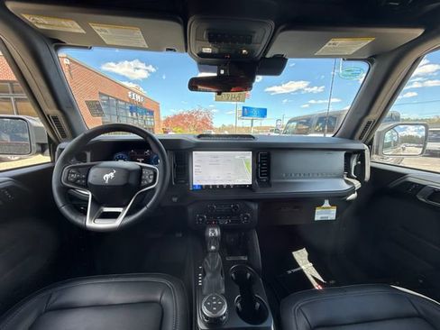 New 2025 Ford Bronco Badlands AWD/4WD image 16