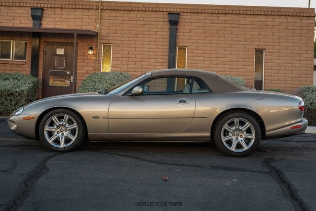 Used 2000 Jaguar XK8 Convertible RWD image 15
