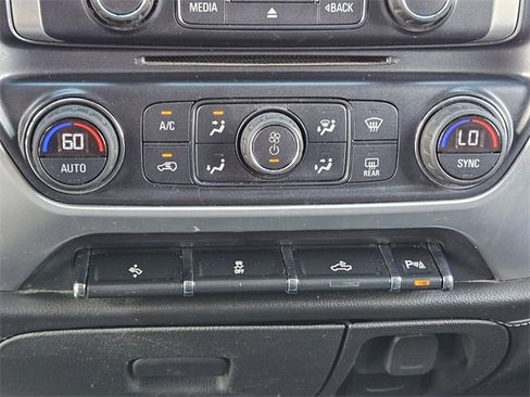 Used 2018 GMC Sierra 1500 SLE w/ SLE Value Package image 17