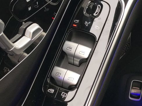 Certified 2023 Mercedes-Benz S 500 4MATIC image 21