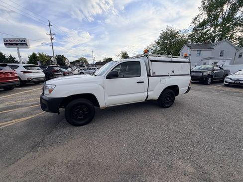 Used 2012 Toyota Tacoma 2WD Regular Cab image 25