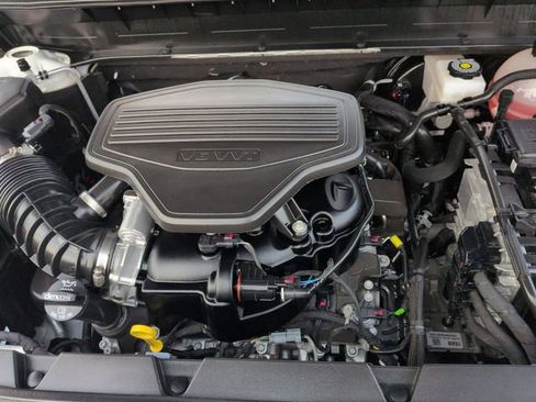 Used 2023 GMC Acadia Denali w/ Denali Technology Package image 32