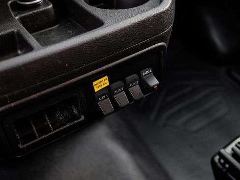 Used 2018 Ford Transit 250 148 Low Roof image 21