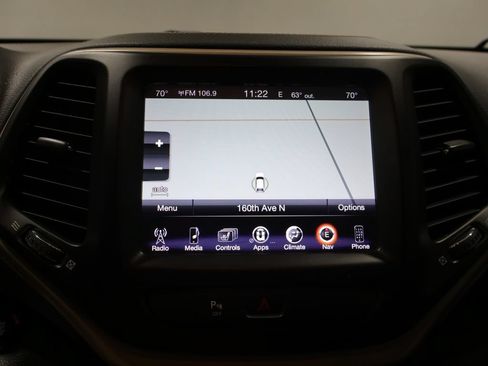 Used 2018 Jeep Cherokee Limited w/ Trailer Tow Group AWD/4WD image 27