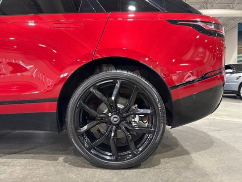 Used 2021 Land Rover Range Rover Velar R-Dynamic S image 89