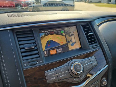 Used 2020 Nissan Armada SL image 25