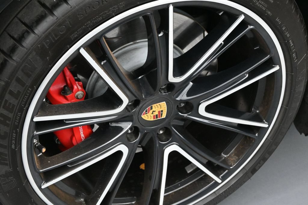Used 2018 Porsche Panamera Turbo Sport Turismo AWD/4WD image 22