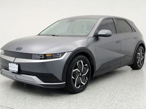 Used 2022 Hyundai Ioniq 5 SEL image 1