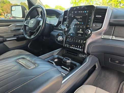 Used 2022 RAM 1500 Limited AWD/4WD image 16