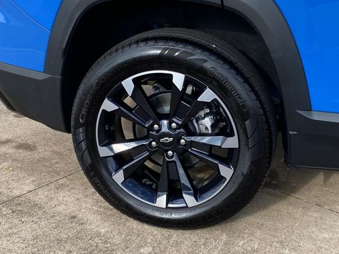 Used 2026 Chevrolet Equinox RS image 8